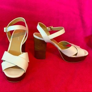 Michael Kors Divia Platform